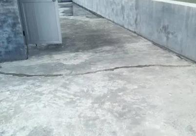 南芬楼顶漏水维修公司分享下如何解决卫生间隐蔽部位漏水的问题?